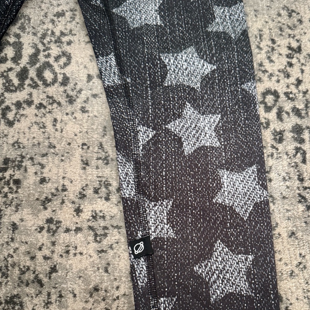 ❤️Terez size small star leggings - in great condition. Offers welcomed!!❤️ - Picture 5 of 5
